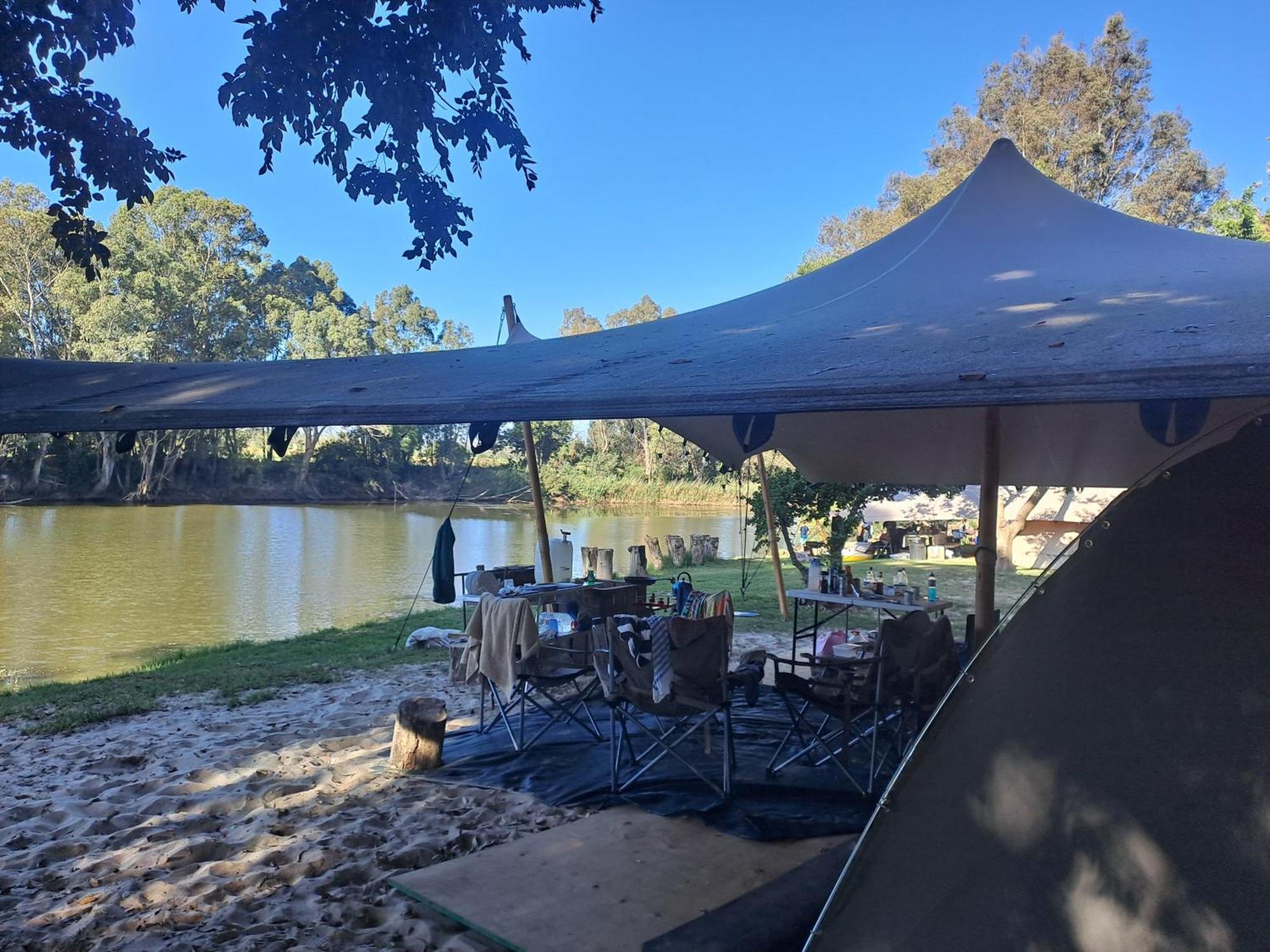 Farm stay Worlds - River Front Guest Farm & *