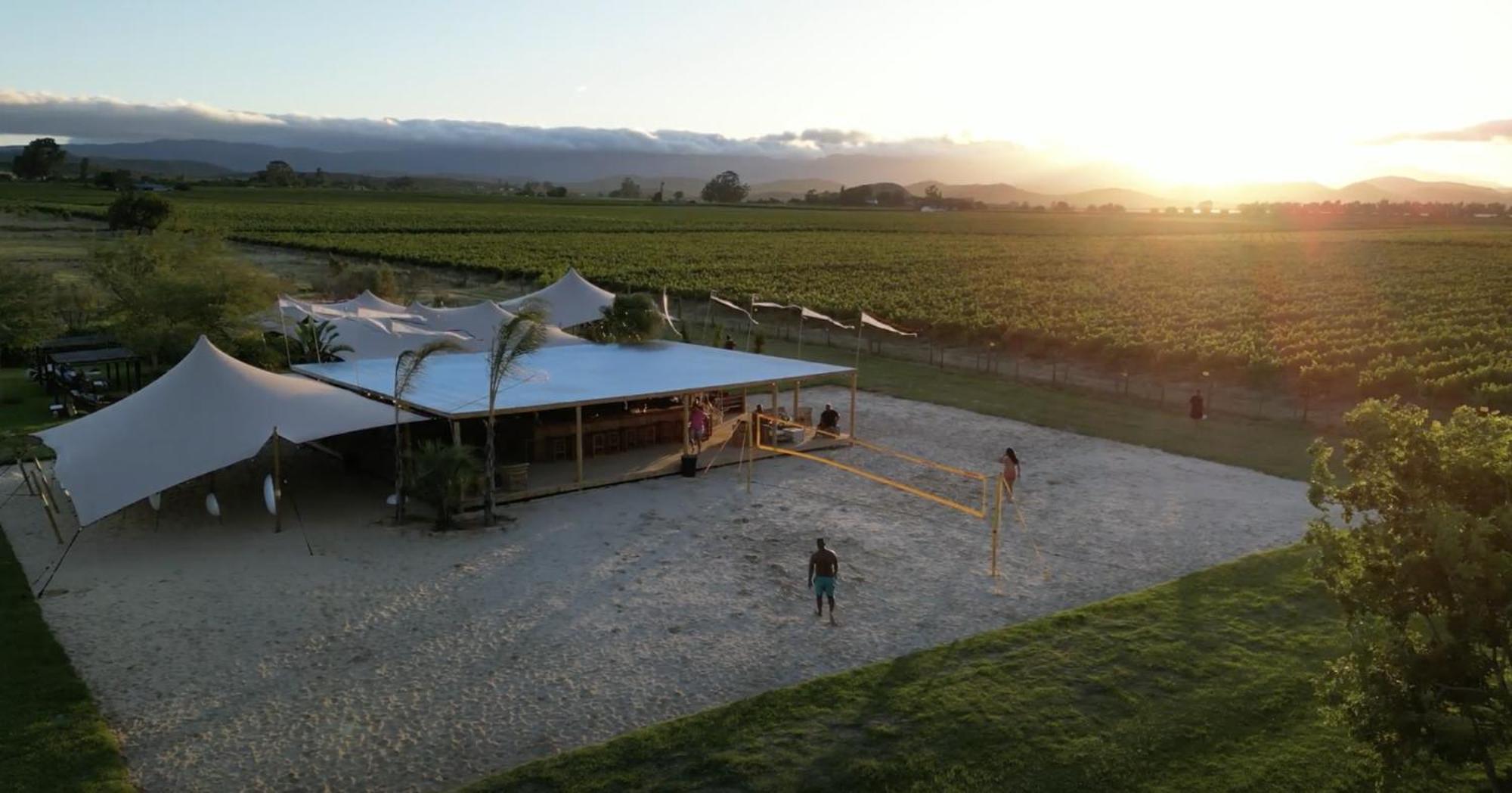 Farm stay Worlds - River Front Guest Farm &