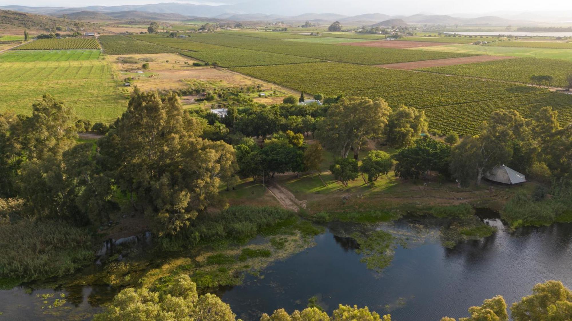 Worlds - River Front Guest Farm & Farm stay